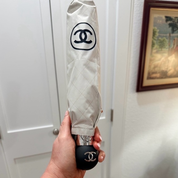 CC Cream and Black Printed Camellia Flower Umbrella - Picture 5 of 12